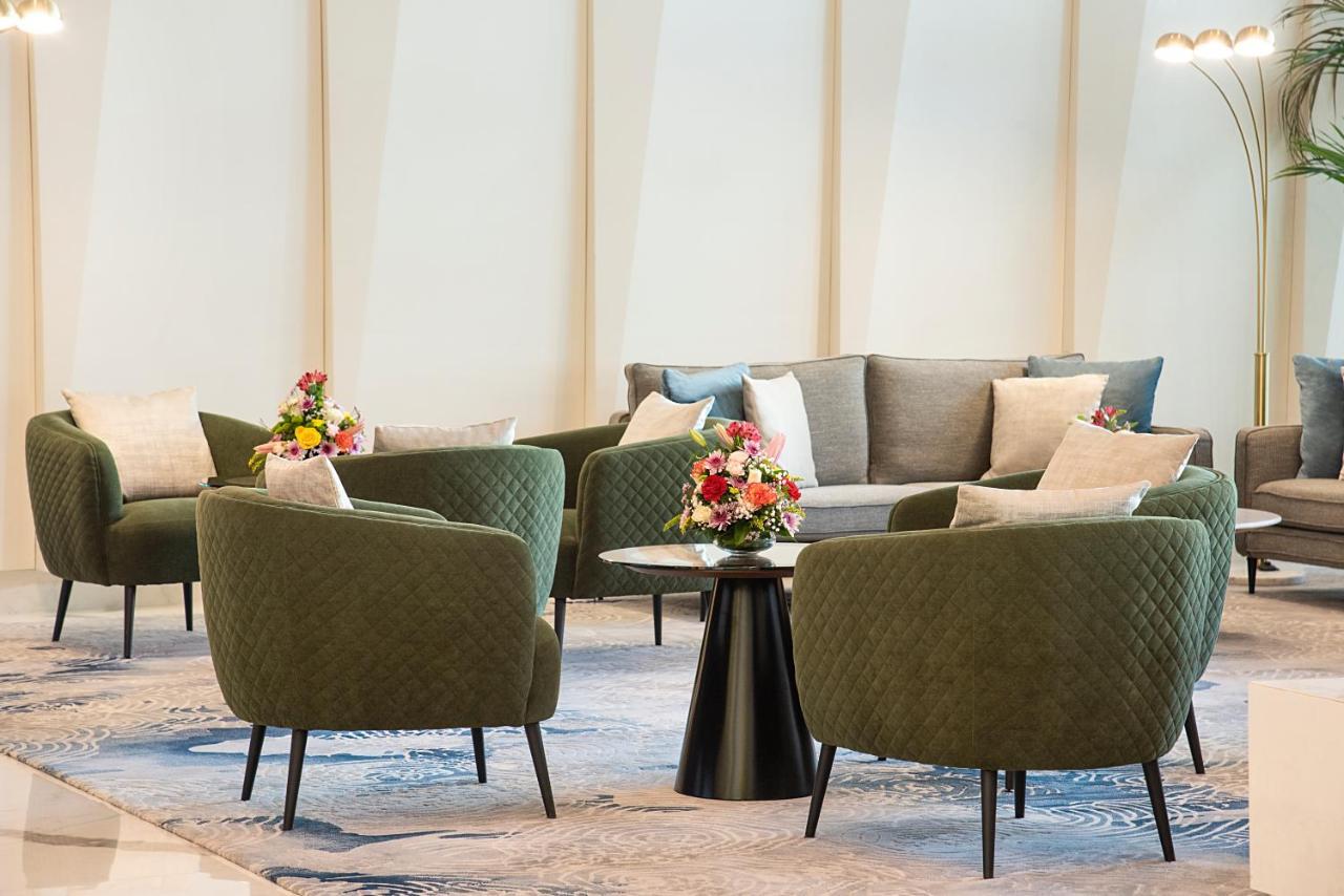 Asiana Grand Hotel دبي المظهر الخارجي الصورة The lounge at the airport